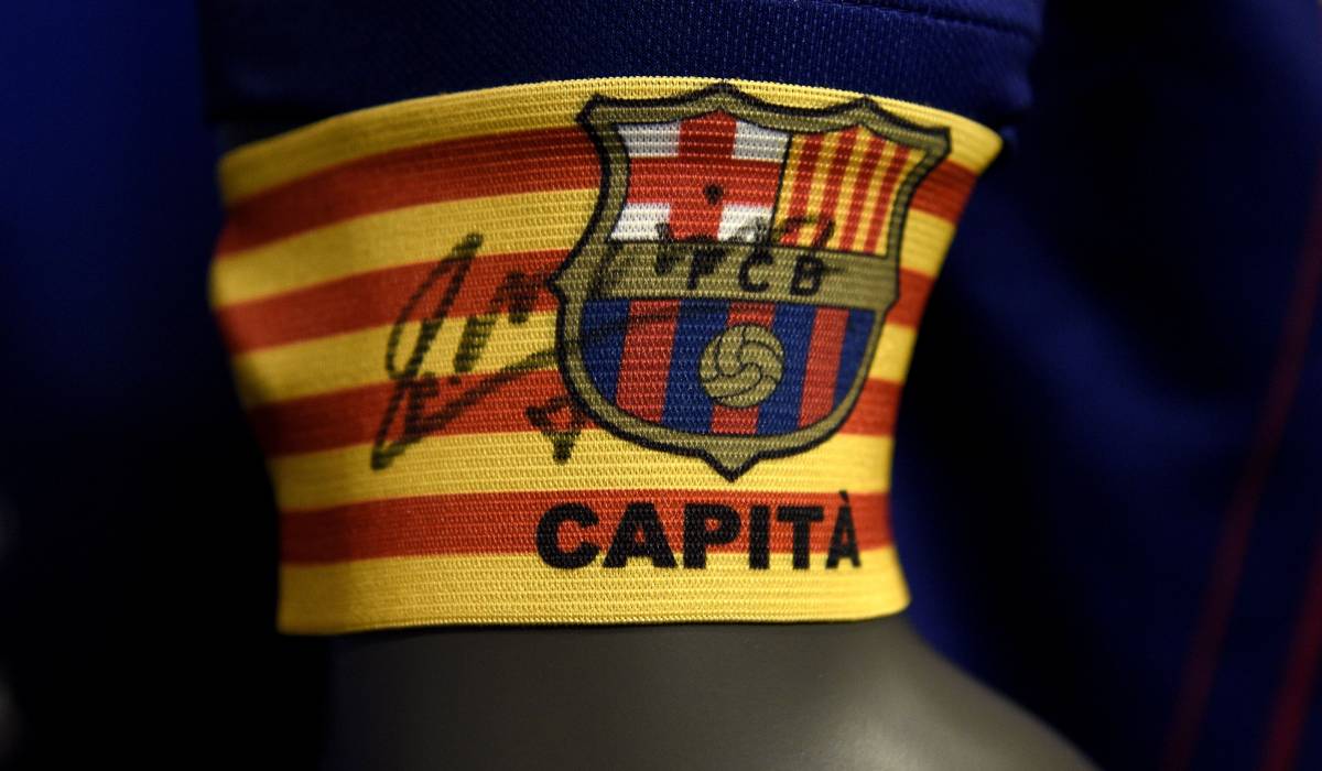 Brazalete de capitán del FC Barcelona