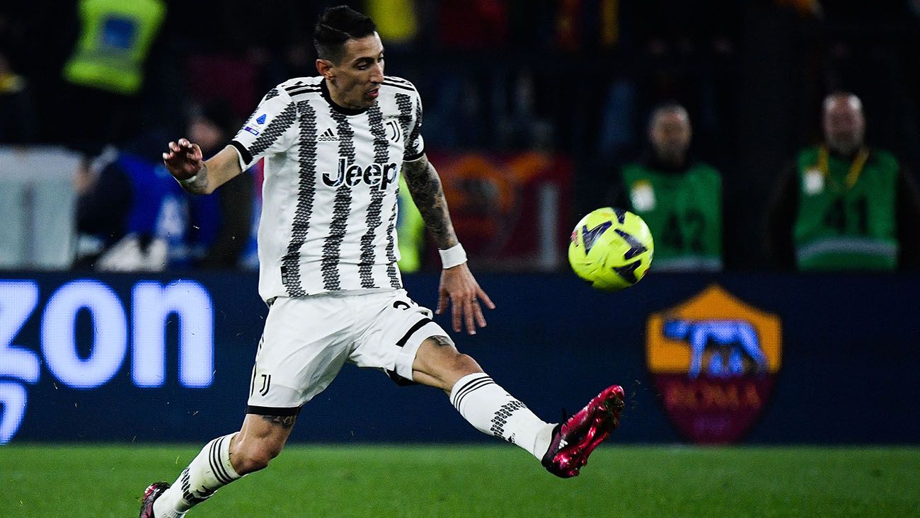 Ángel Di María in a match with Juventus
