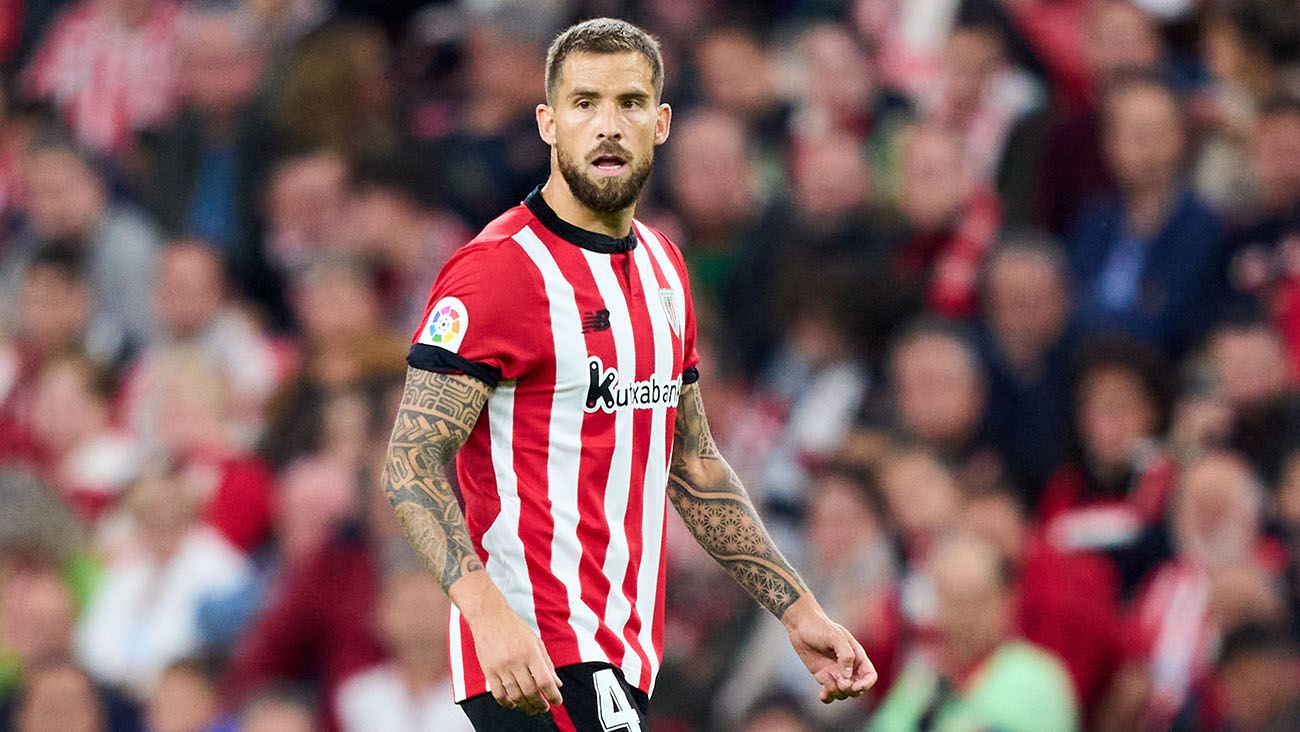 Iñigo Martínez en un partido con el Athletic Bilbao