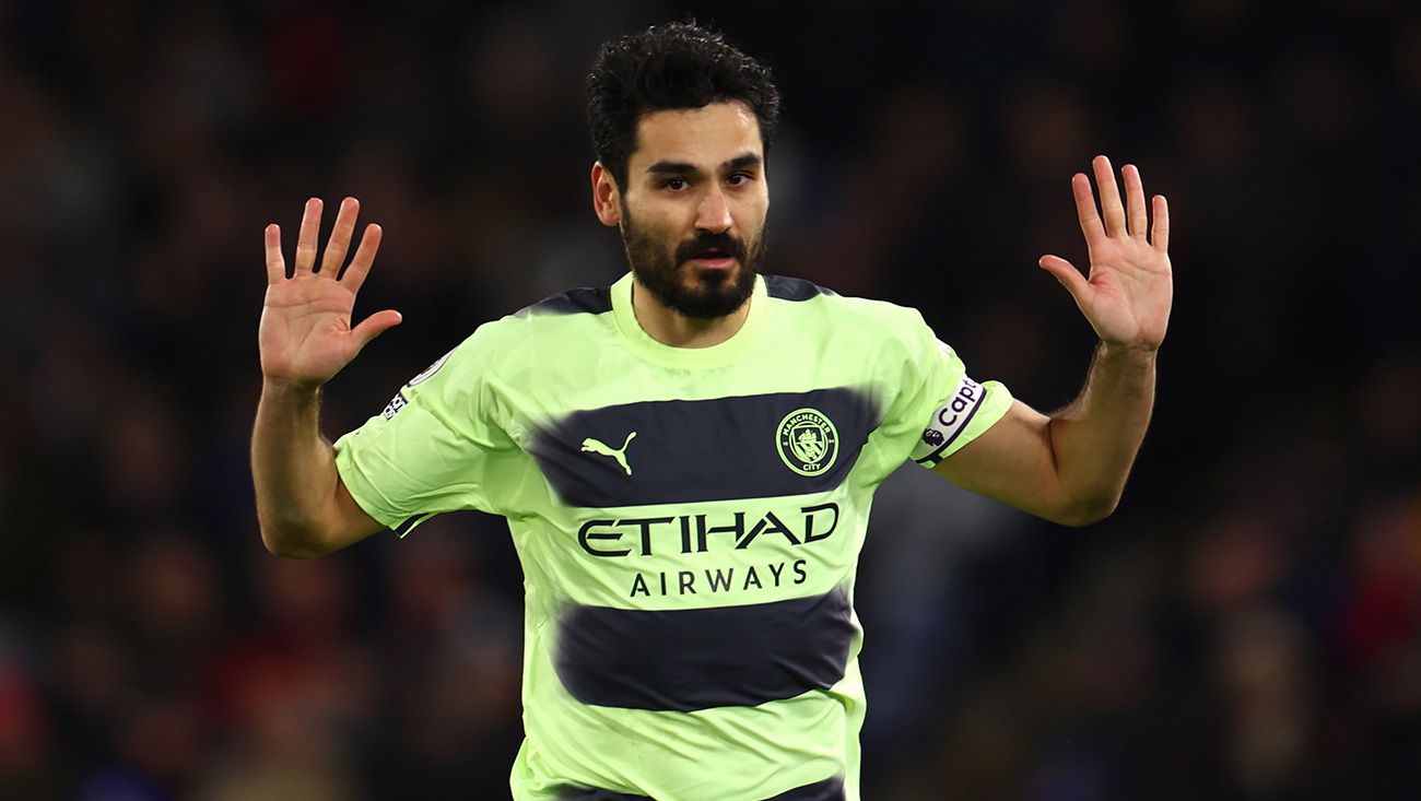 Ilkai Gundogan durante un partido con el Manchester City