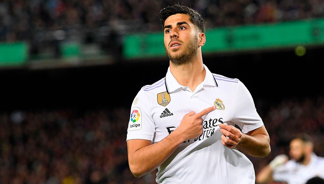 Marco Asensio durante un partido ante el Barça