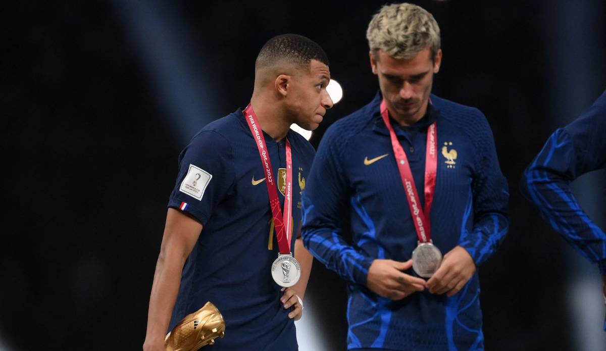 Mbappé y Griezmann, en la premiación de la Copa del Mundo