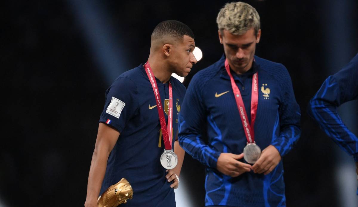 Mbappé and Griezmann after FWC final