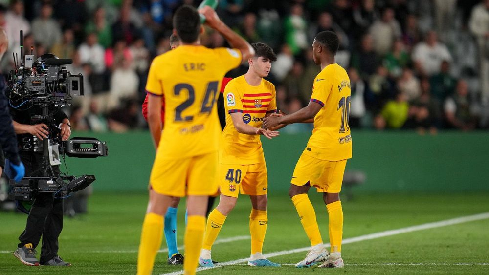Aleix Garrido ingresó por Ansu Fati ante el Elche a diez minutos para el final