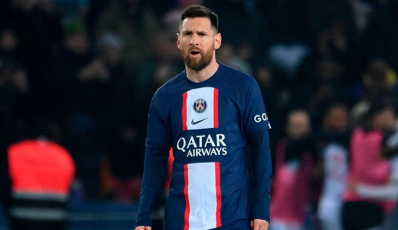 Messi en la derrota frente al Lyon