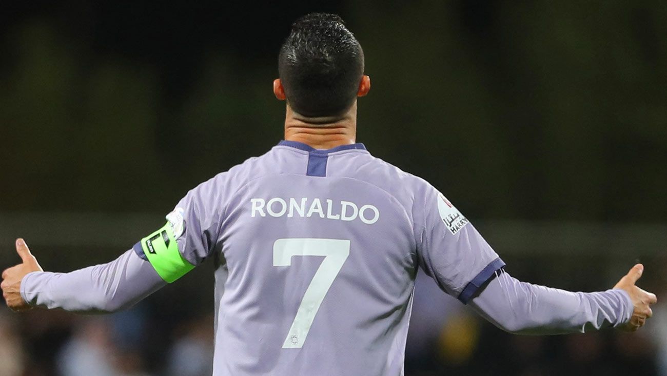 Cristiano Ronaldo durante un partido en Arabia Saudí