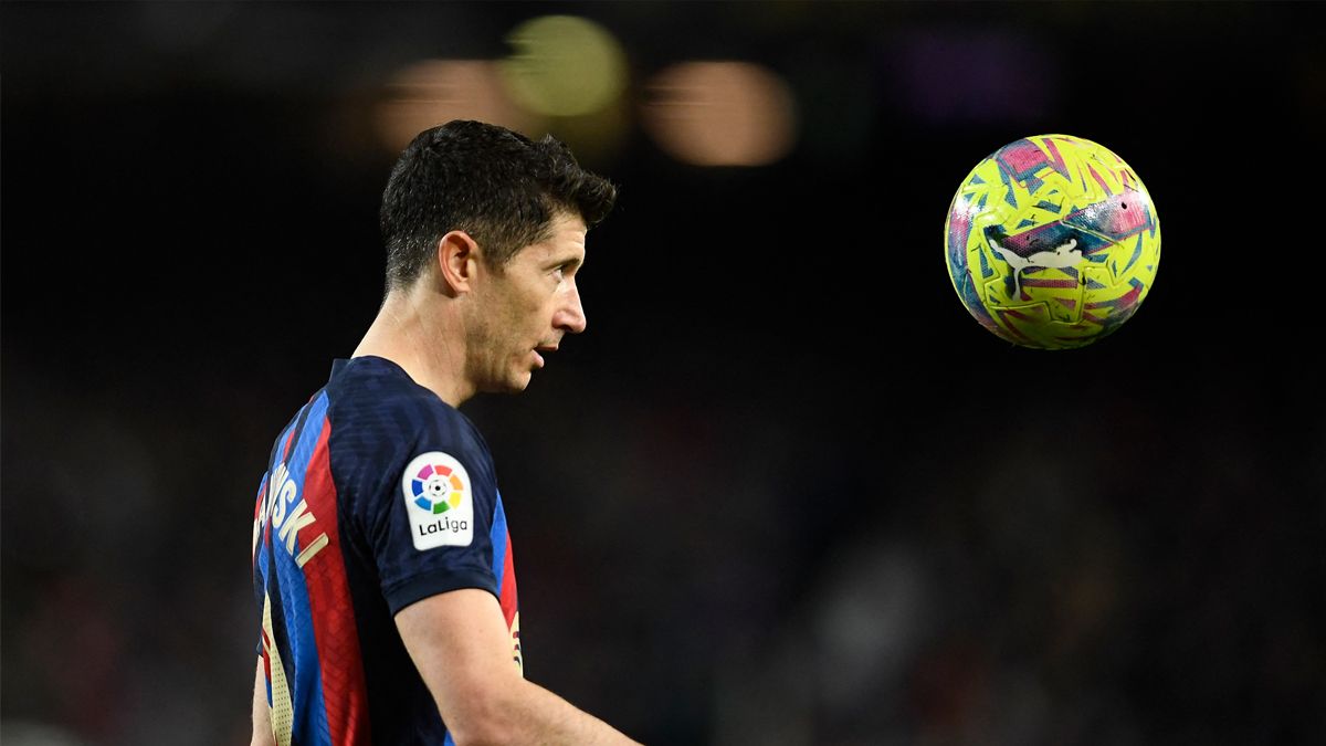 Robert Lewandowski en un partido del Barça