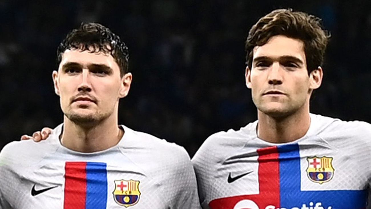 Andreas Christensen and Marcos Alonso in a match with FC Barcelona