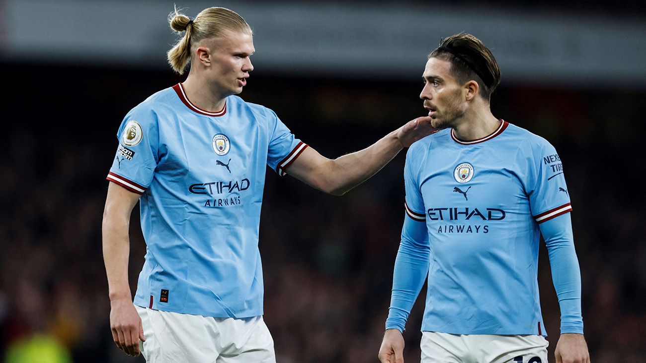 Erling Haaland and Jack Grealish in a match with Manchester City