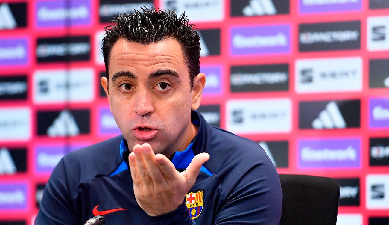 Xavi en una rueda de prensa