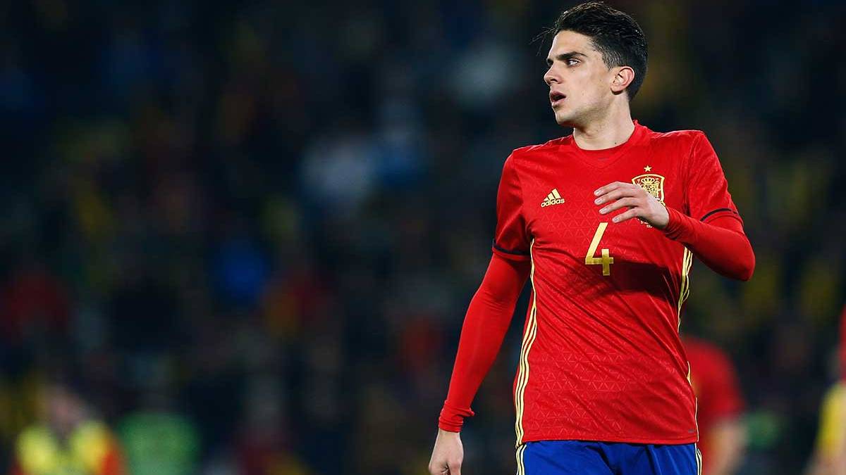 Marc Bartra in a photo of archive