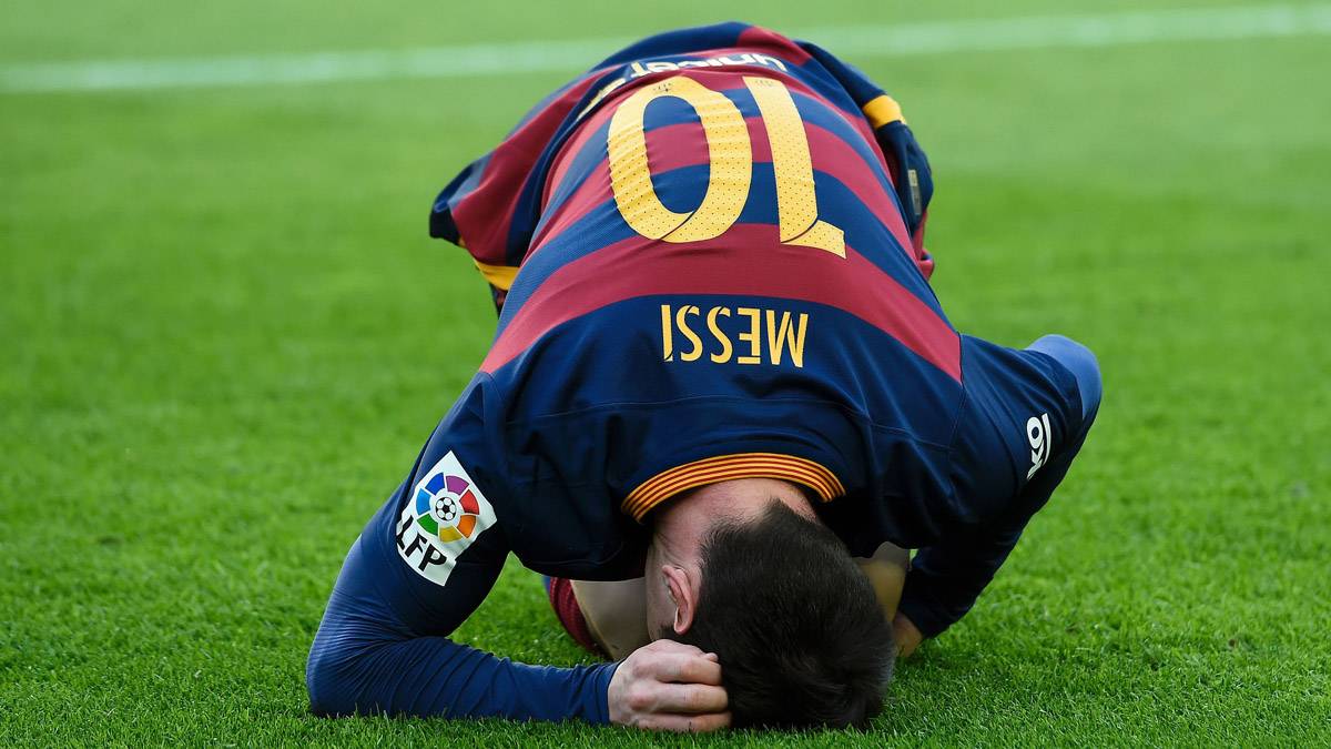Leo Messi, hurting of an entrance in the Camp Nou