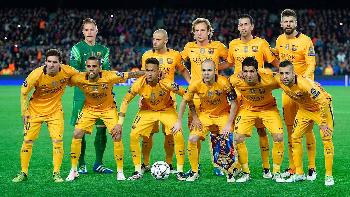 The initial alignment of the FC Barcelona in front of the Athletic is the same that the one of the final in Berlin