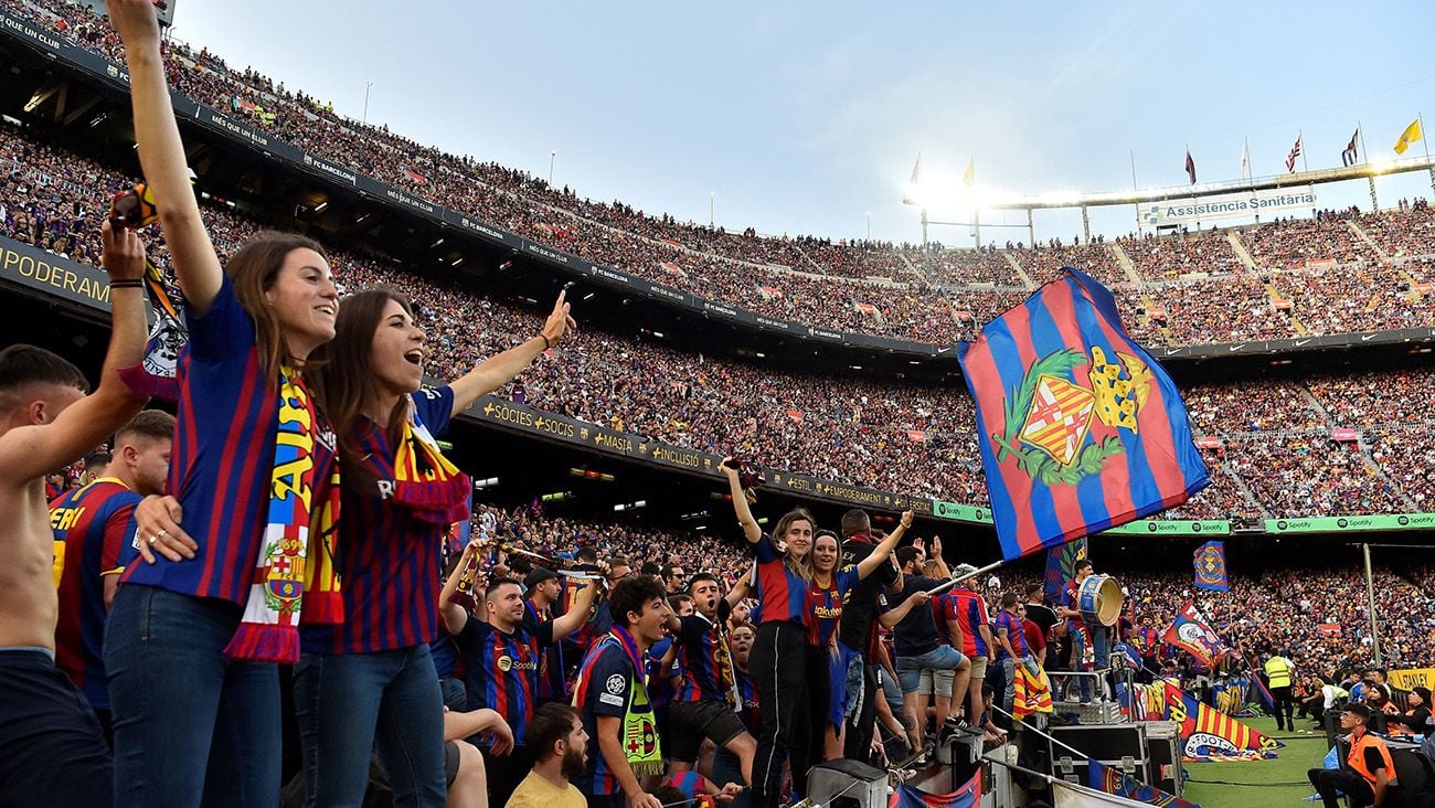The culé fans at the Camp Nou Spotify during the Barça-Mallorca match