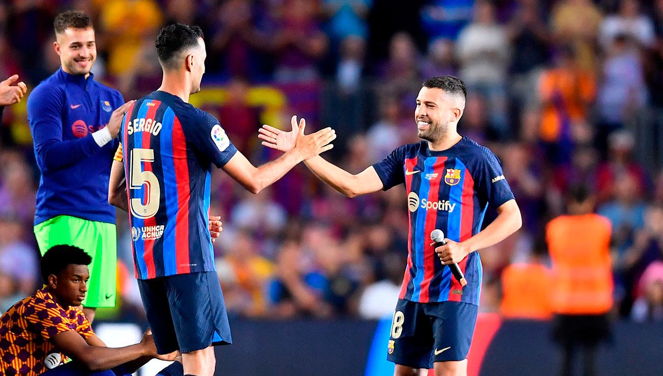 Busquets y Jordi Alba en la despedida de ambos del Camp Nou