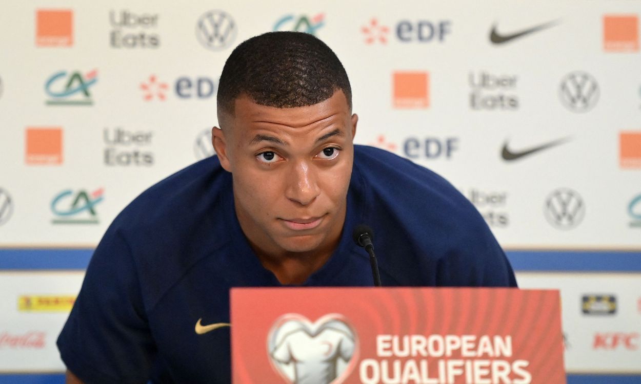 Kylian Mbappé en rueda de prensa