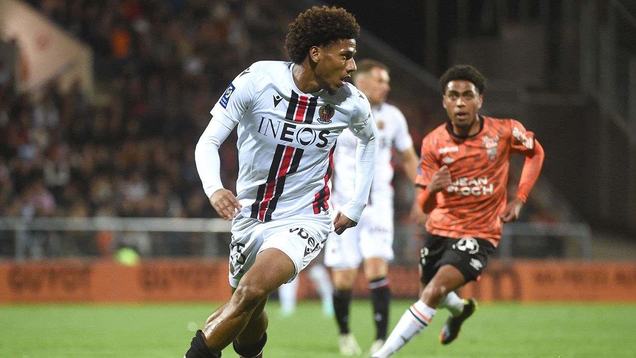 Jean-Clair Todibo in a match with Nice