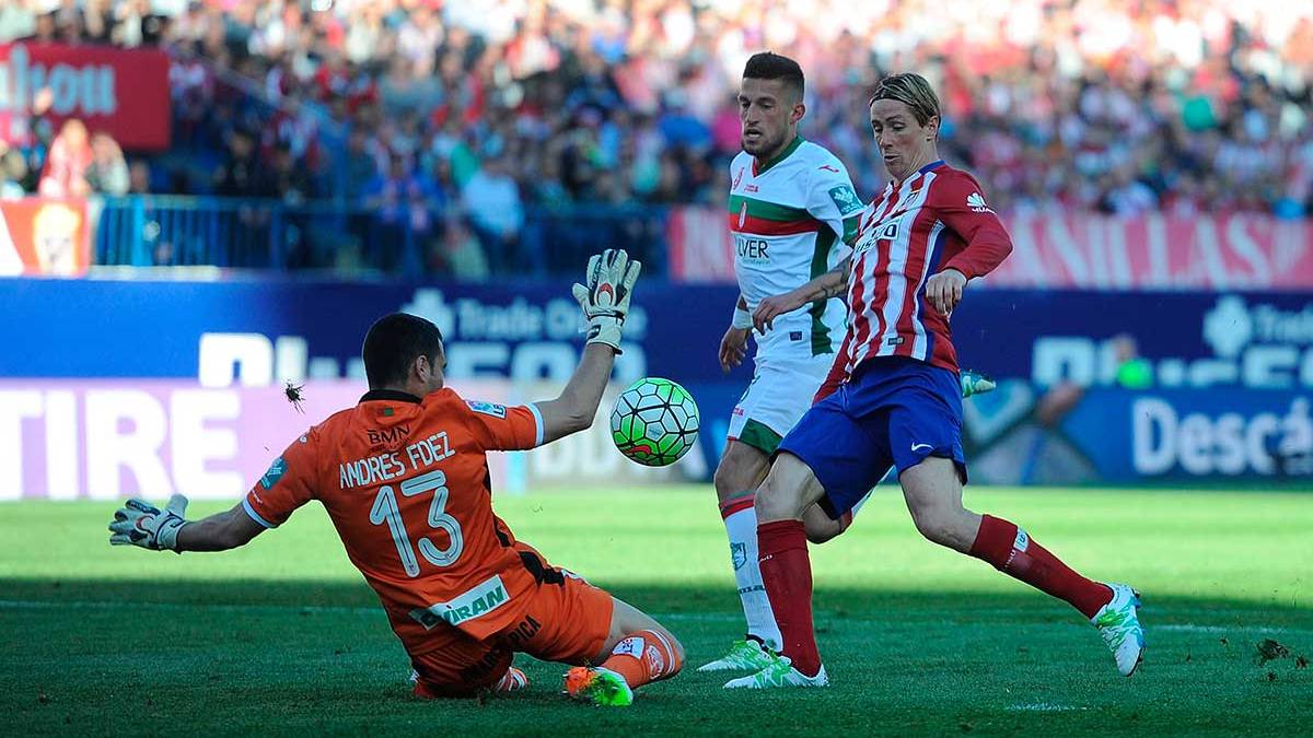Fernando Torres anotó uno de los goles del Atlético de Madrid ante el Granada