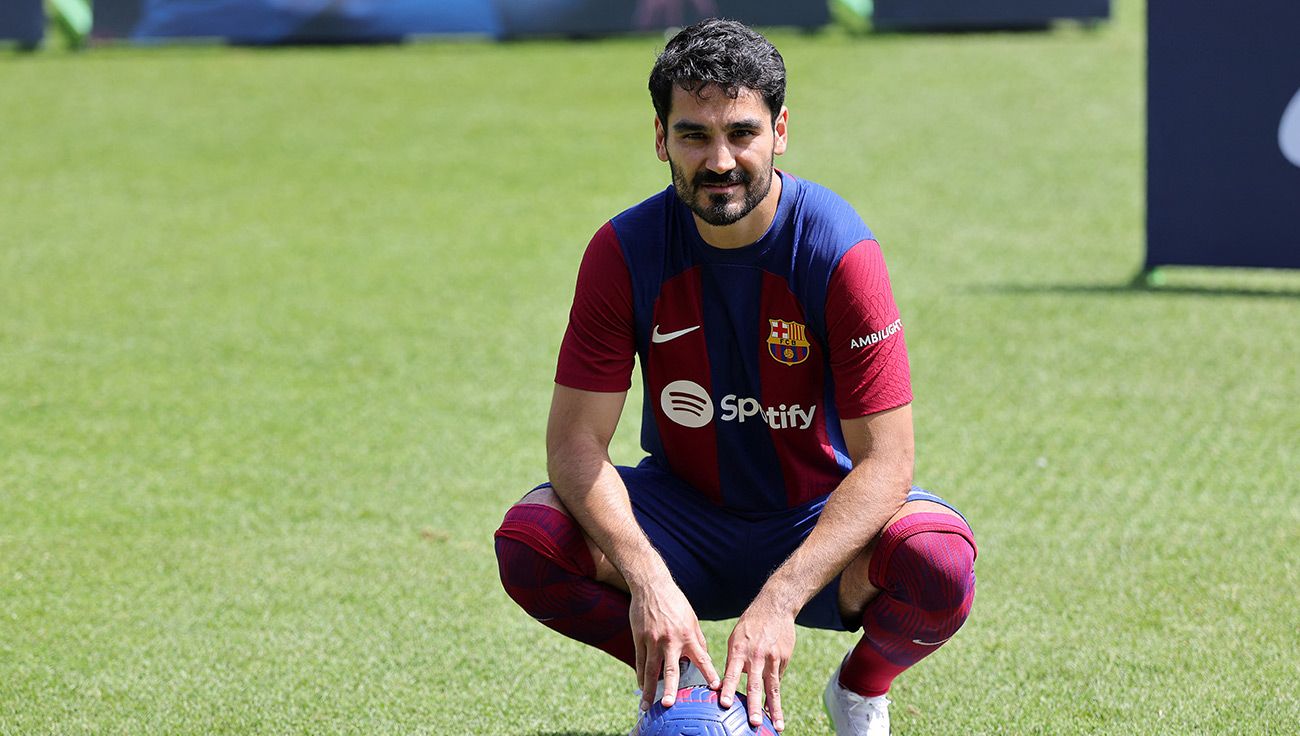 Ilkay Gündogan en su presentación con el Barça