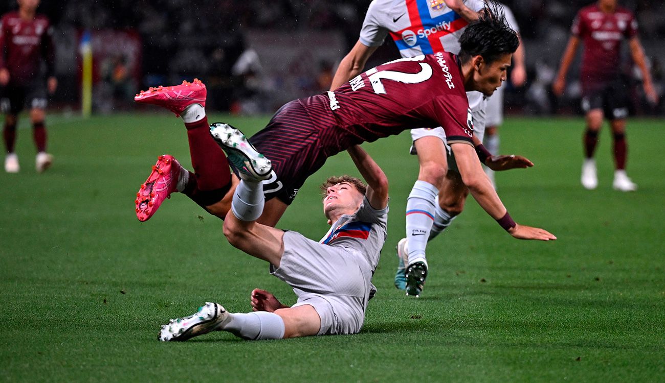 Pau Prim ante el Vissel Kobe