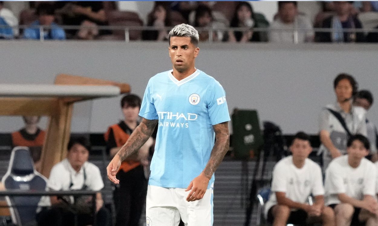 Joao Cancelo en un amistoso del Manchester City