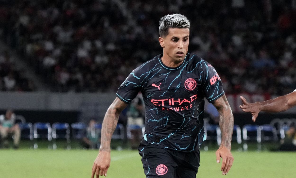 Joao Cancelo en un amistoso del Manchester City