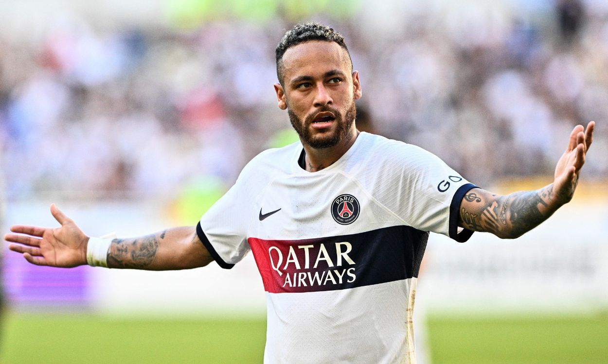 Neymar Jr en un amistoso con el PSG