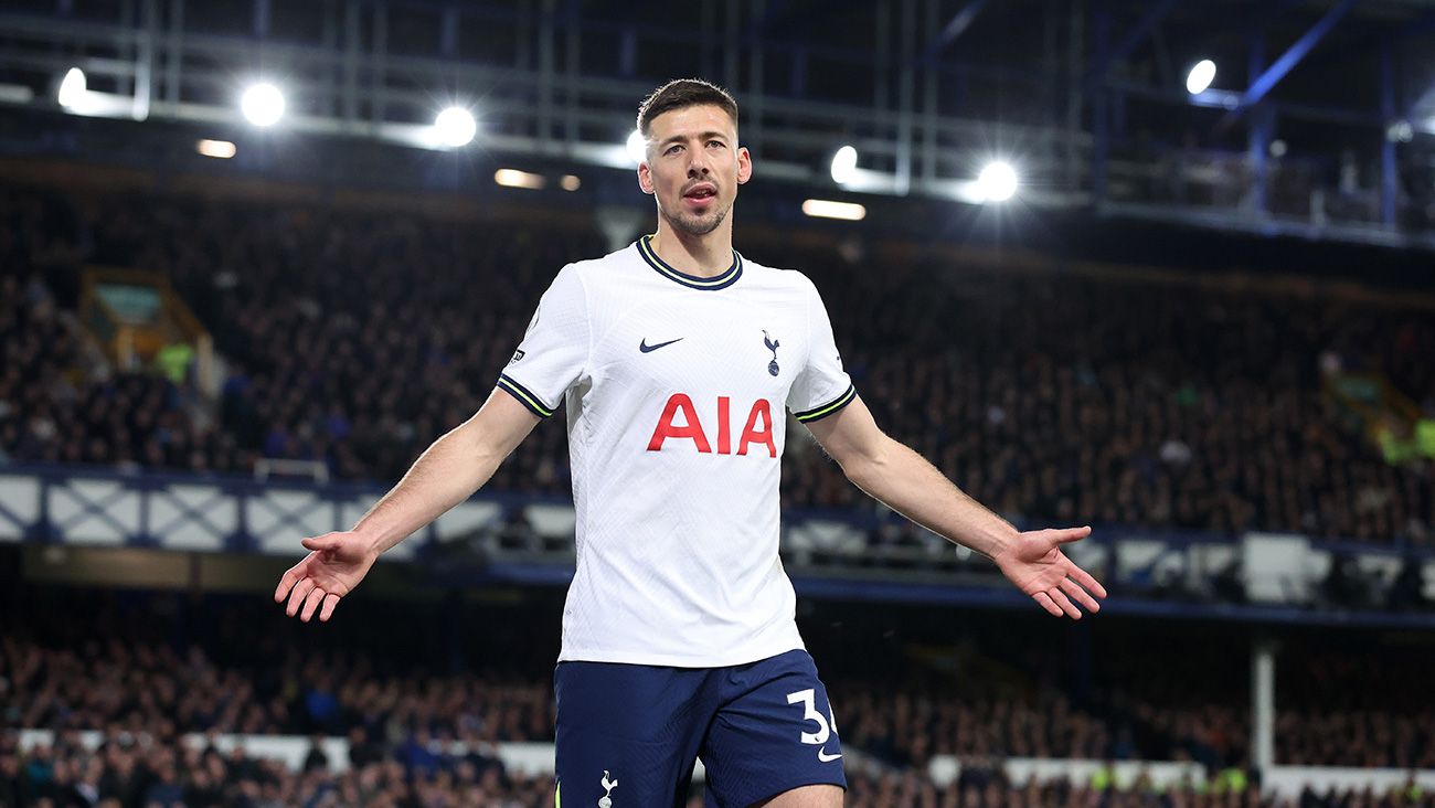 Clément Lenglet durante un partido con el Tottenham