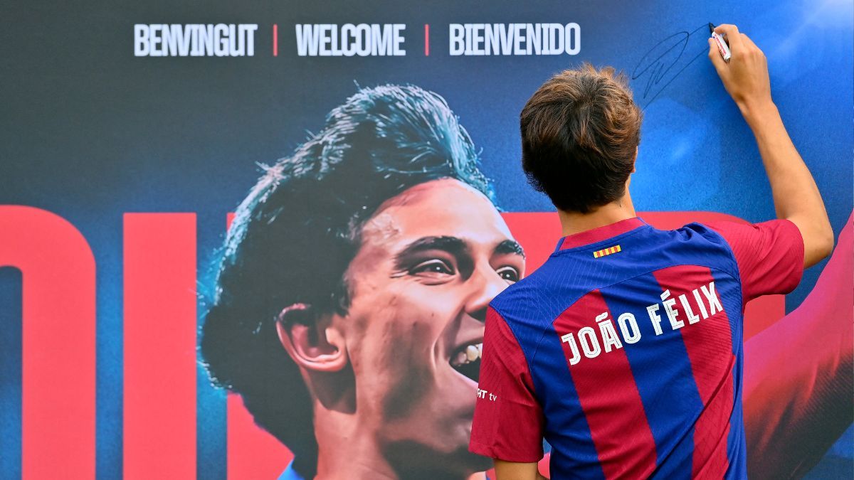 Joao Félix en su presentación con el Barça