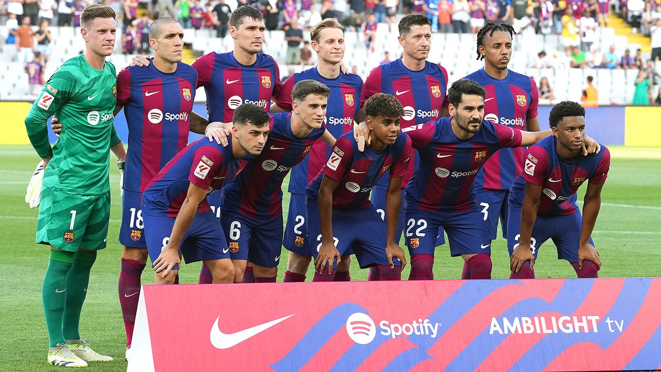 El XI  del FC Barcelona en el partido de Liga ante el Cádiz