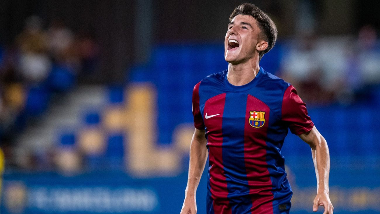 Unai Hernández celebrating his first goal with Barça Atlètic