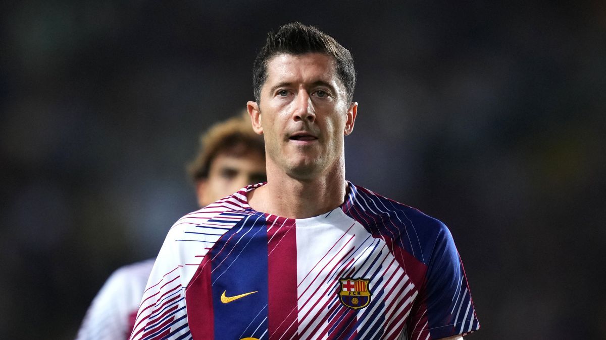 Robert Lewandowski antes de un partido con el Barça