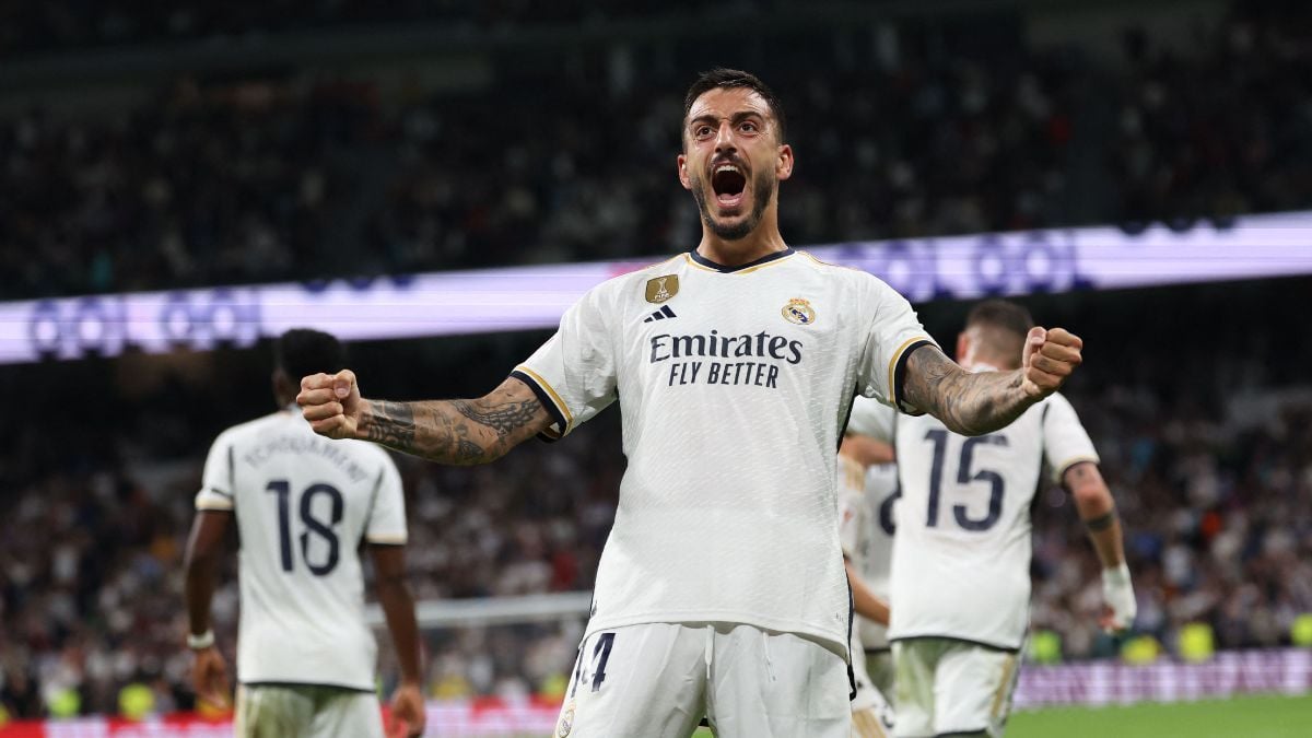 Joselu celebra un gol con el Real Madrid