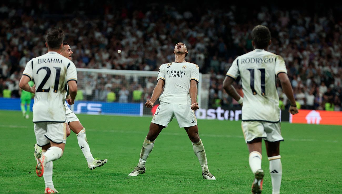 Jugadores del Real Madrid celebrando un gol