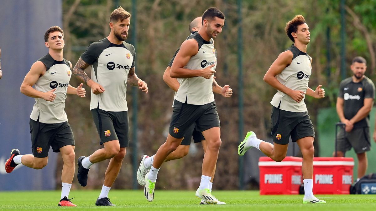 Los jugadores del FC Barcelona en un entrenamiento