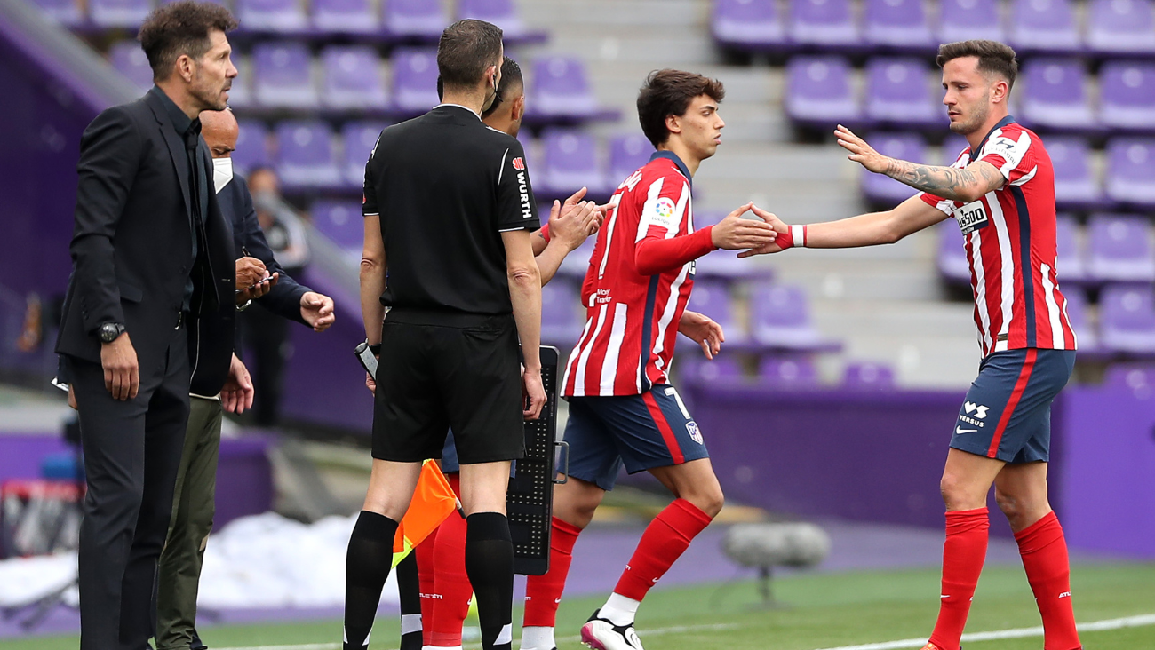Joao Félix y Saúl Ñiguez en partido con el Atlético de Madrid