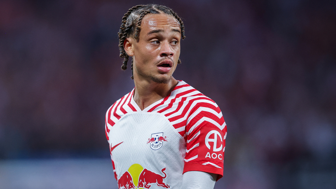 Xavi Simons con el Leipzig en un partido de la Bundesliga ante el Bayern Múnich