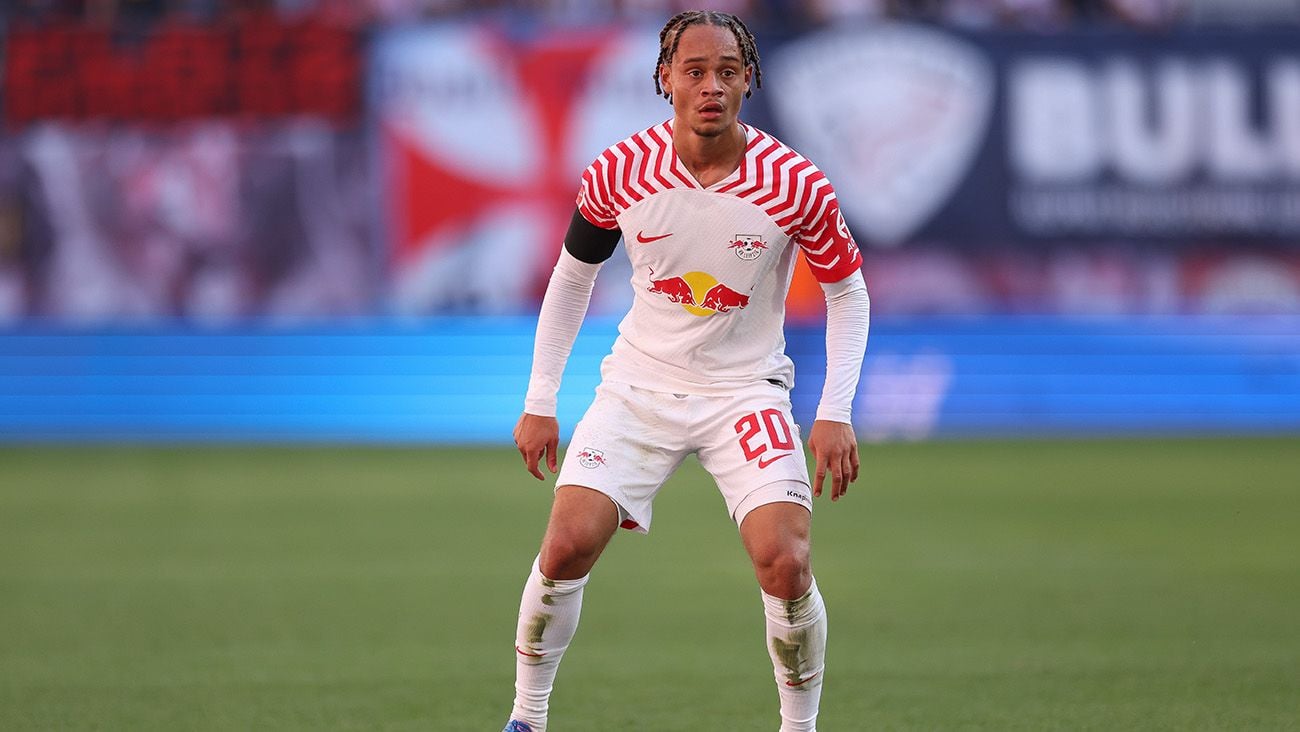 Xavi Simons in a match with RB Leipzig