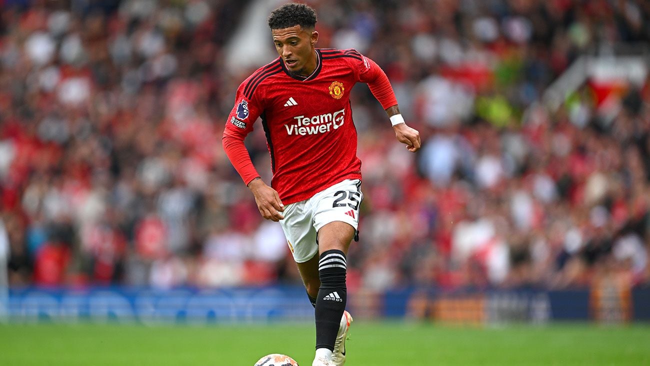 Jadon Sancho in a match with Manchester United