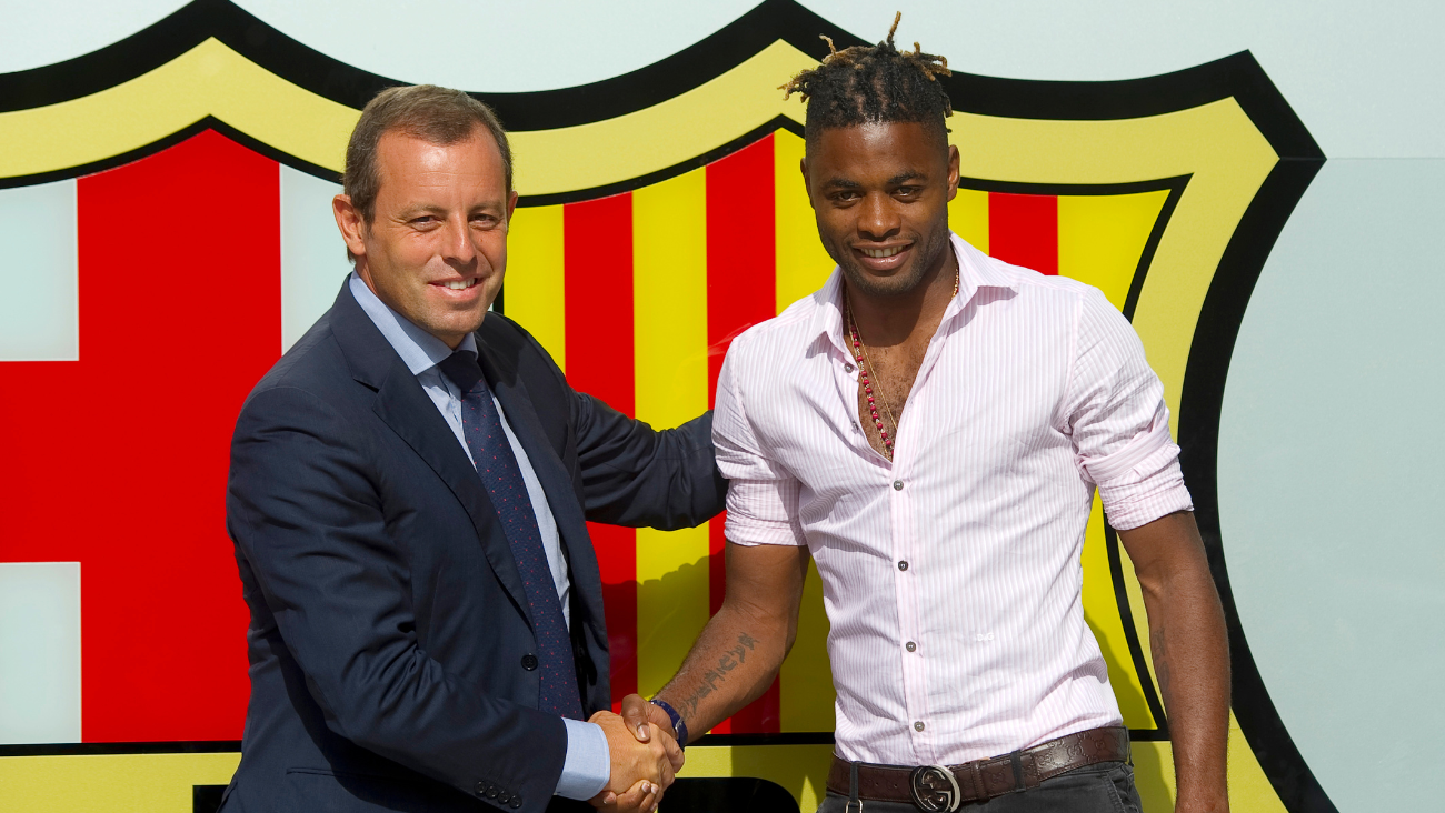 Alex Song con Sandro Rosell