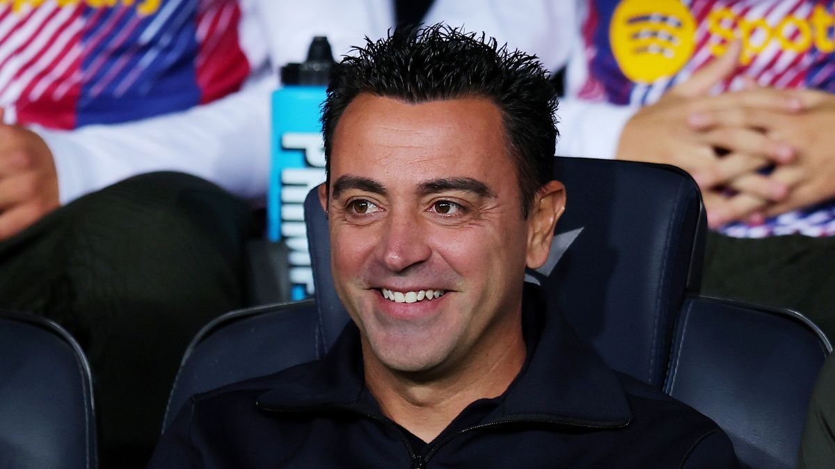 Xavi Hernández durante un partido del Barça