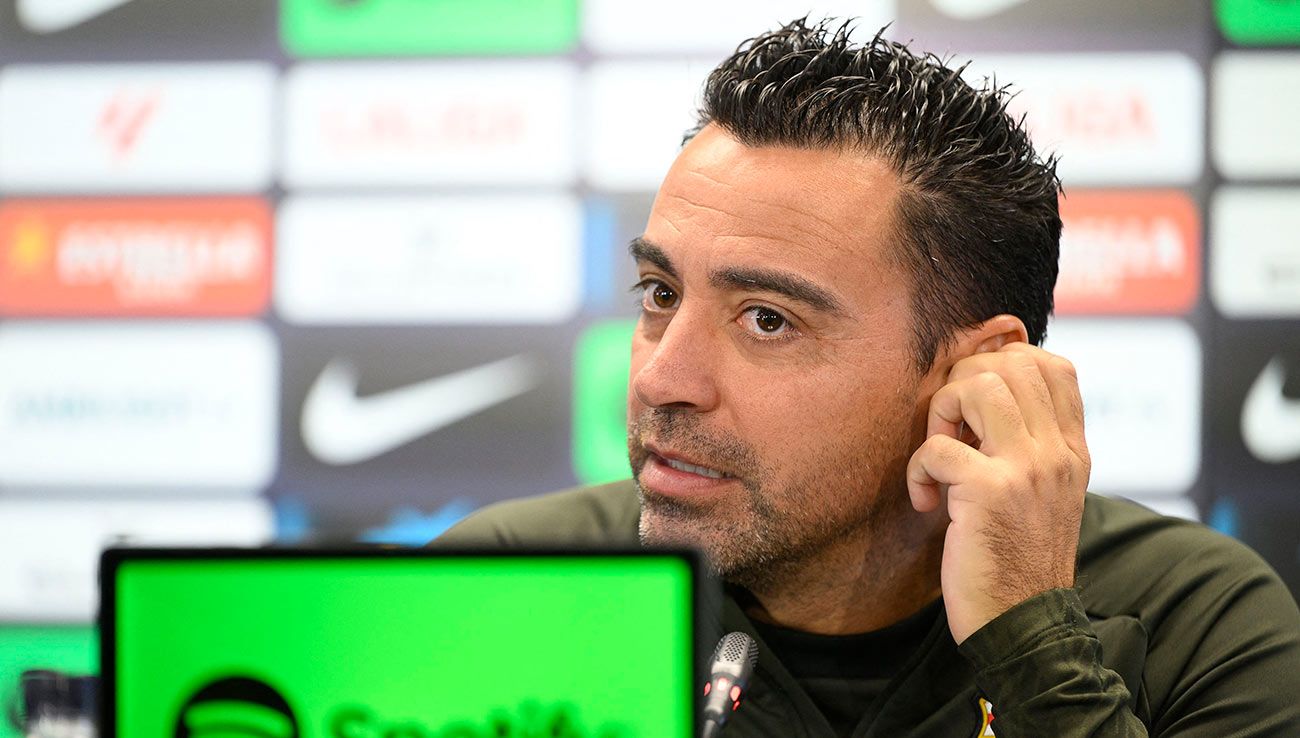 Xavi Hernández durante una rueda de prensa