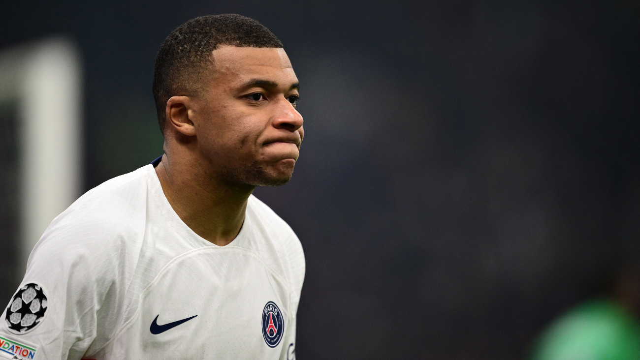 Kylian Mbappé con el PSG en el duelo de Champions ante el AC Milan