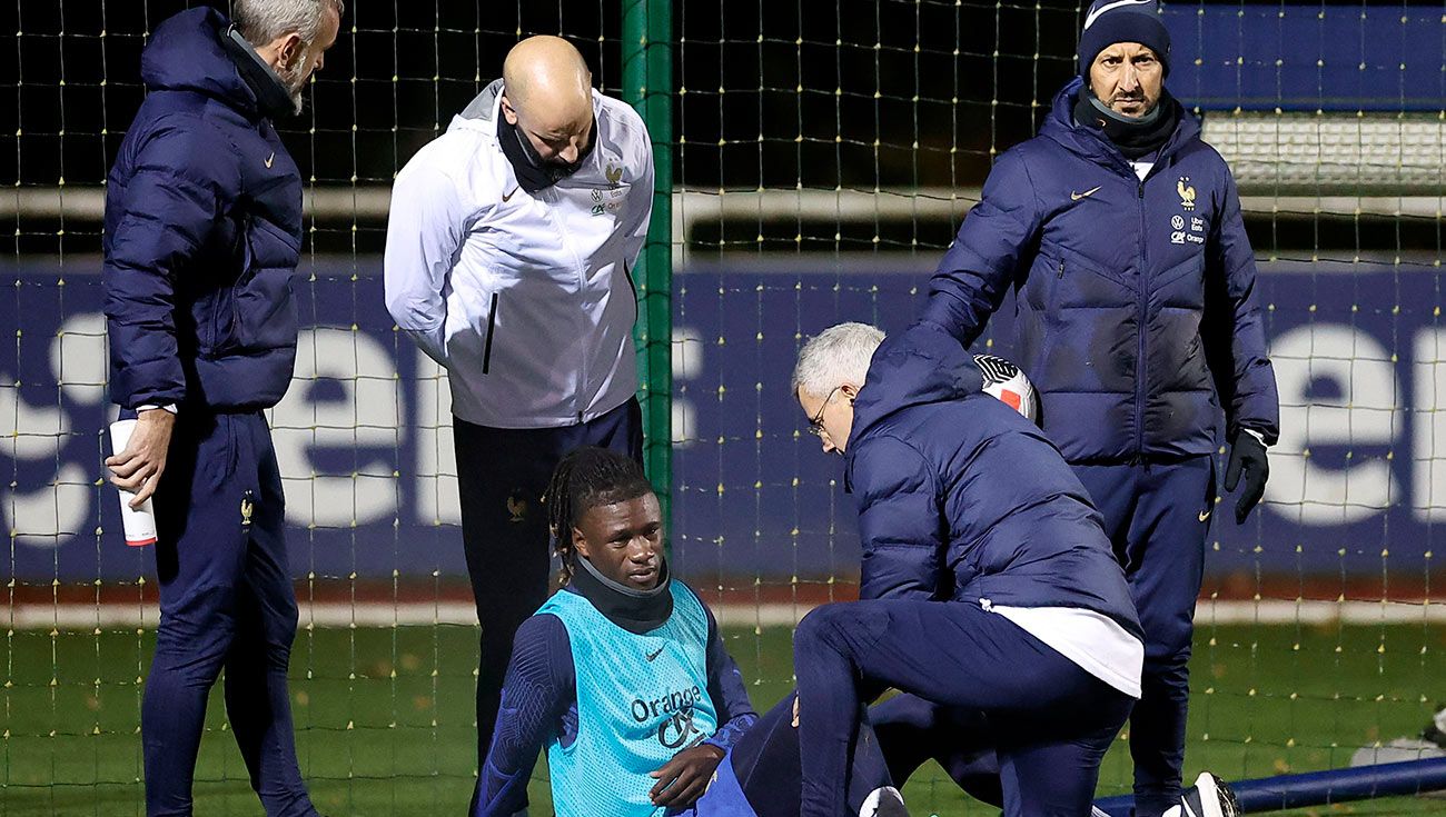 Camavinga durante un entrenamiento con Francia