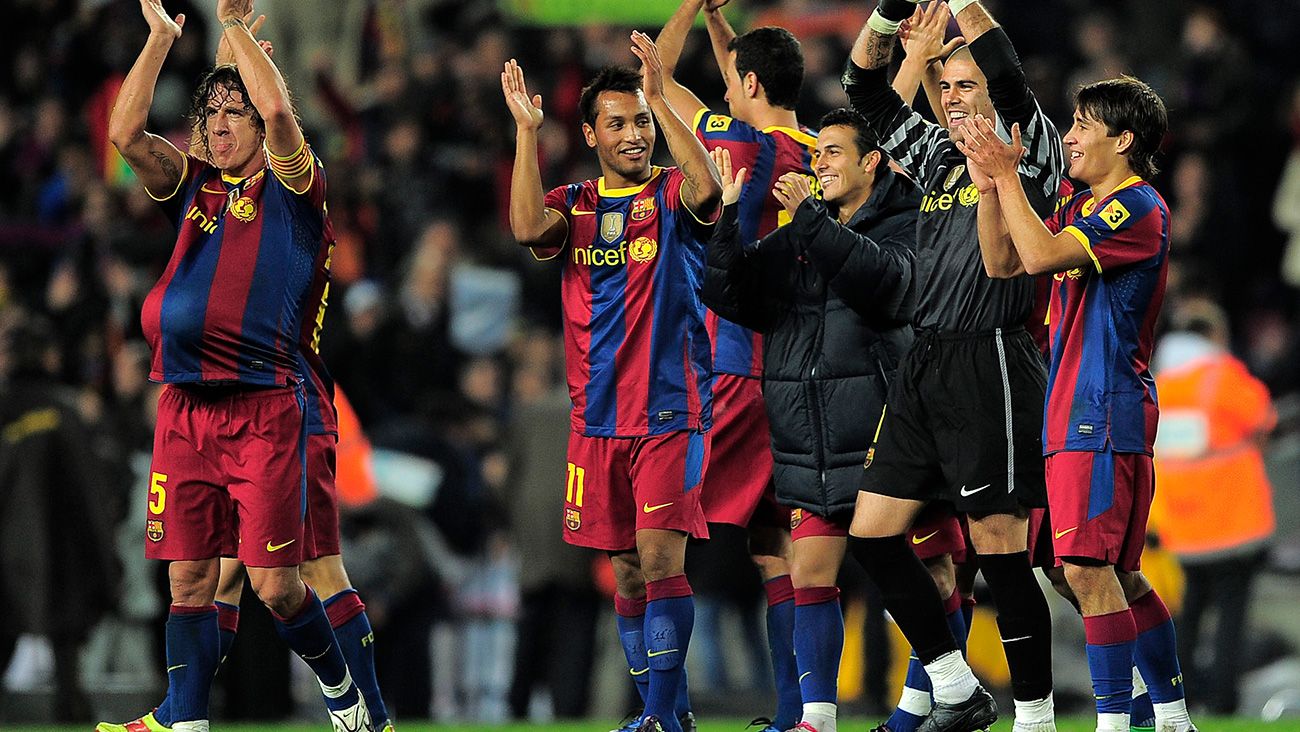 Jeffrén y más jugadores del Barça celebran una victoria