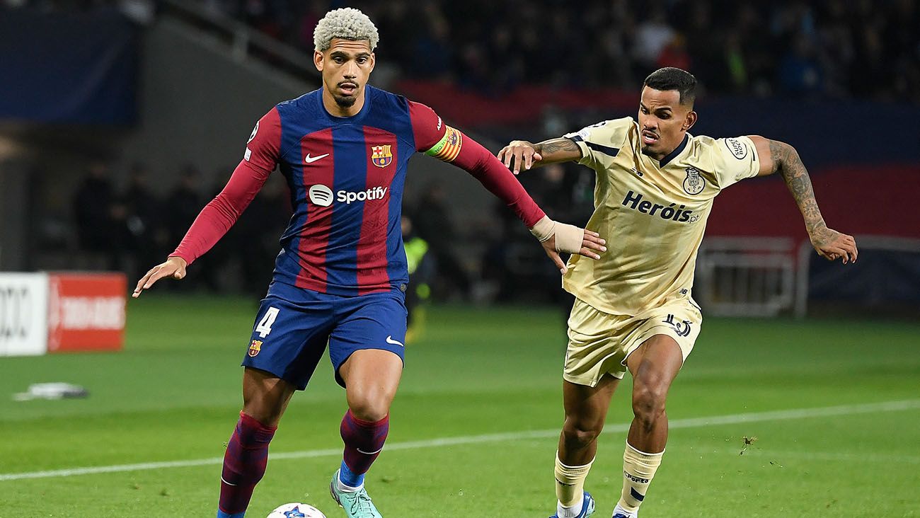 Ronald Araújo during Barça-Porto (2-1)