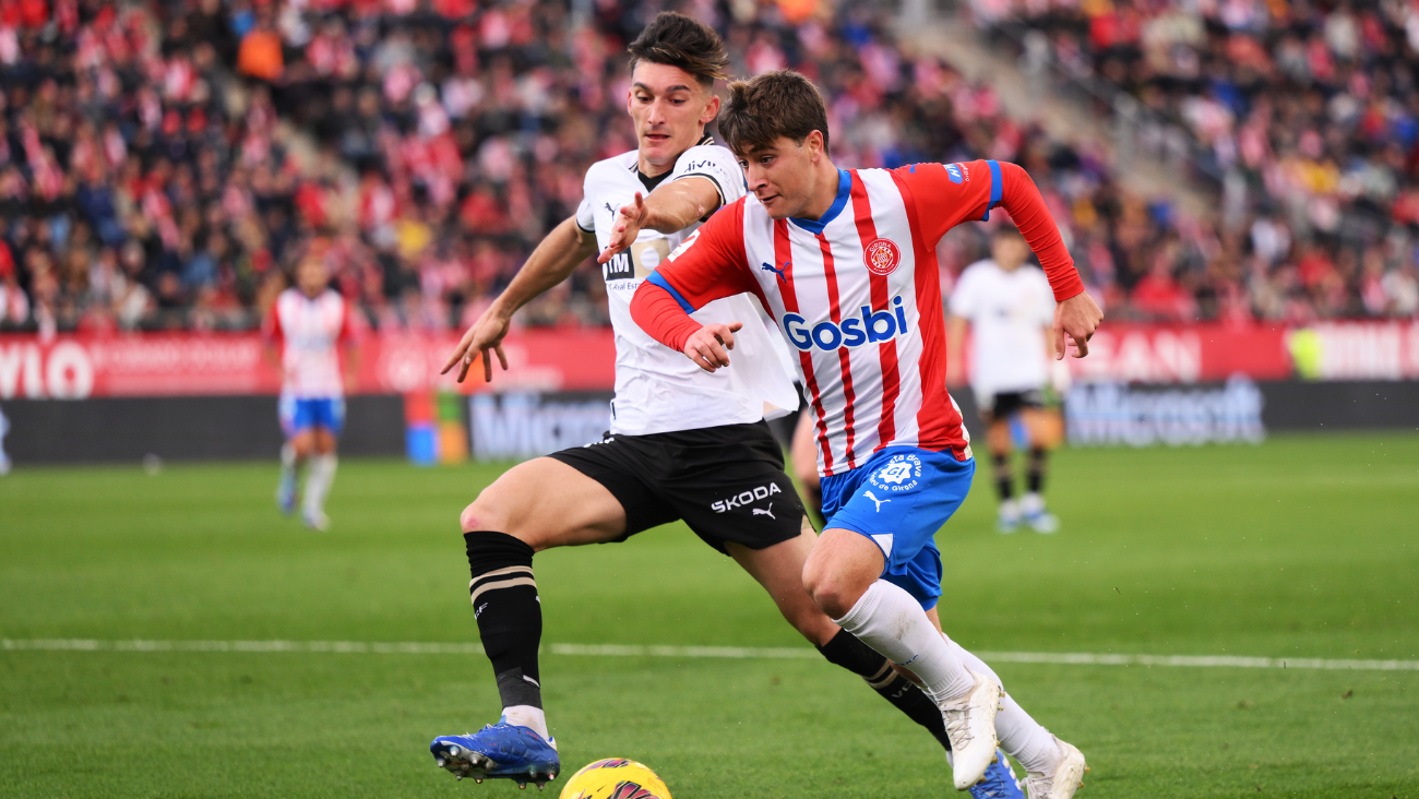 Pablo Torre en el duelo del Girona FC ante el Valencia CF en LaLiga