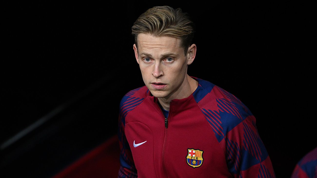 Frenkie de Jong antes de un partido