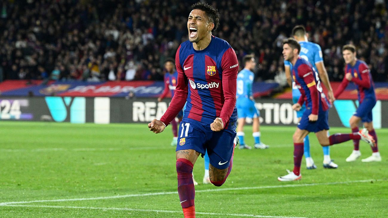 Raphinha celebrating his goal against Almería