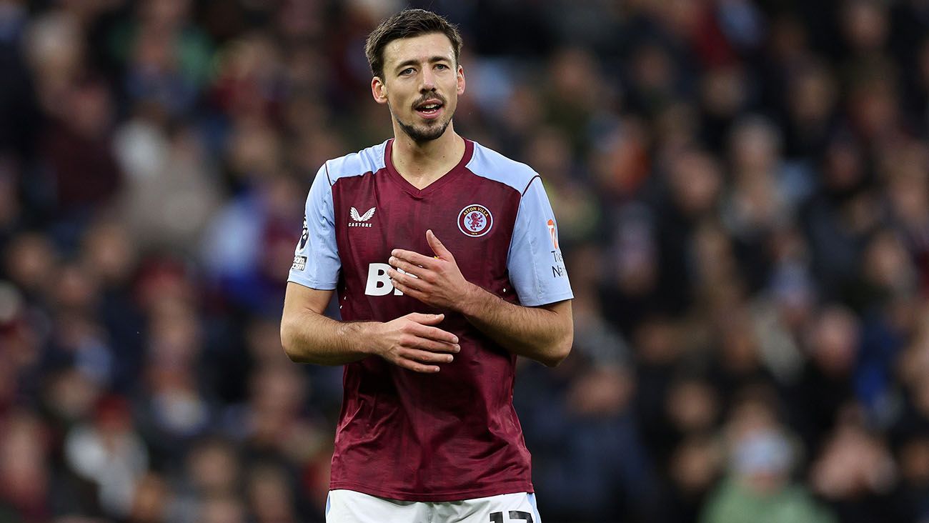 Clément Lenglet in a match with Aston Villa